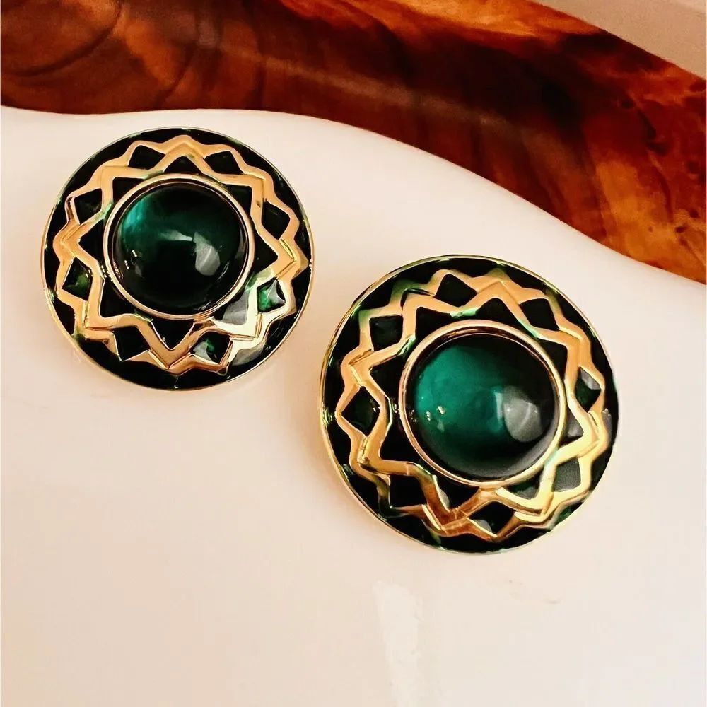 Vintage Galleria Gripoix Earrings Clip On Enamel Green Glass Gold Round 4629